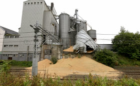 http://www.thelocal.no/20140903/grain-silo-accident-causes-rail-havoc-in-vestby-norway?__scoop_post=505b3960-3419-11e4-abdc-842b2b775358&__scoop_topic=866139#__scoop_post=505b3960-3419-11e4-abdc-842b2b775358&__scoop_topic=866139