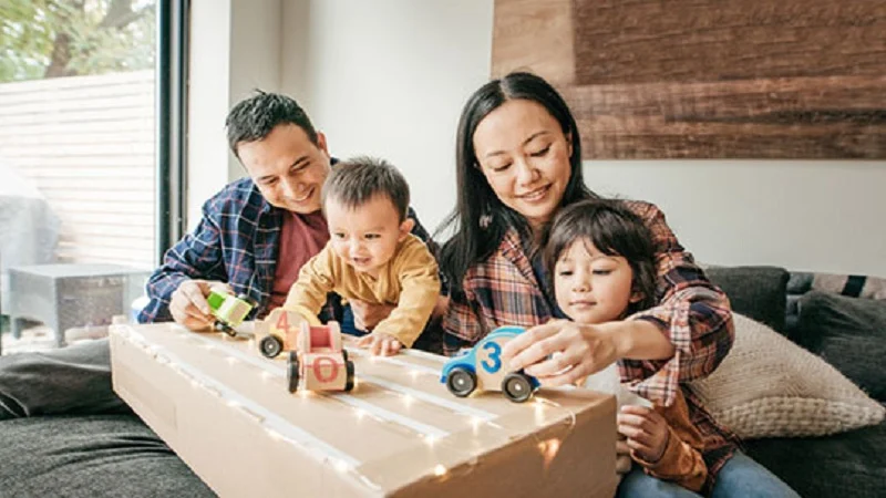 Mengajarkan Anak Bersikap Baik dengan Contoh Dari Ayah dan Ibu