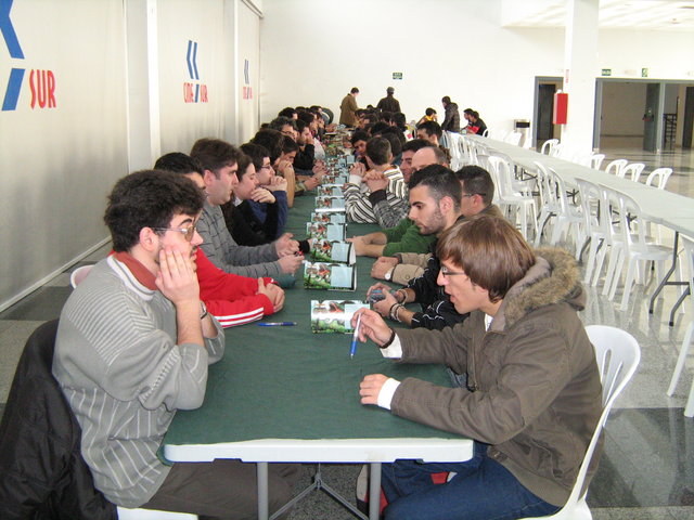 Presentación en el hall de los Cines Cinesur