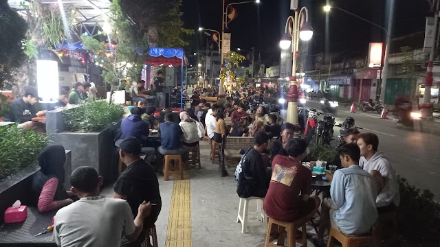 Tempat Favorit Nongkrong , Morosoetta jadi Pusat Kuliner dan Hiburan di Jantung Kota Kebumen