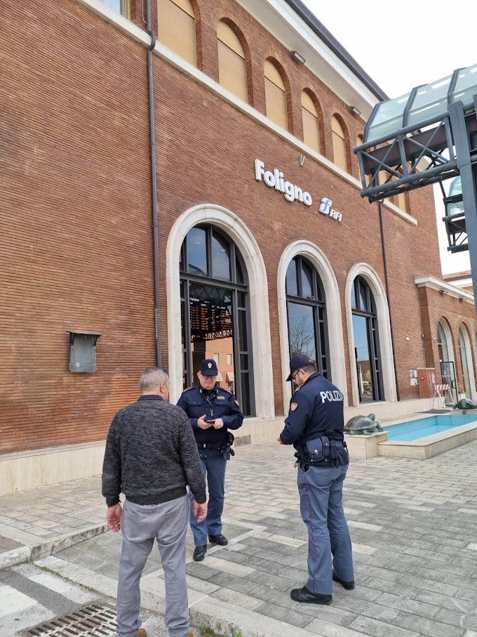 Foligno, si fingeva 'Capo del Treno': 20enne denunciato dalla Polizia di Stato