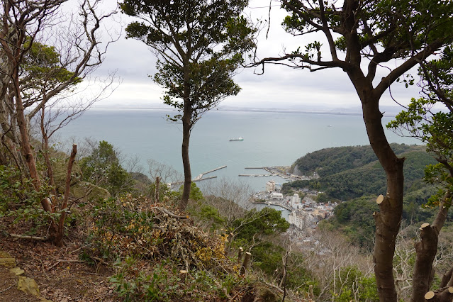 島根県松江市美保関町美保関 馬着山山頂の眺望 美保関漁港