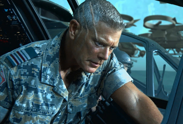 Stephen Lang