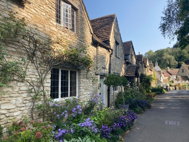 castle combe