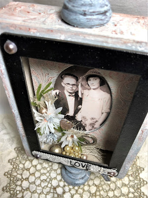 Sara Emily Barker https://sarascloset1.blogspot.com/2019/04/trashy-love-story-vignette-for-frilly.html Vignette Box Tutorial Tim Holtz 3D Embossing Seth Apter Baked Velvet 13