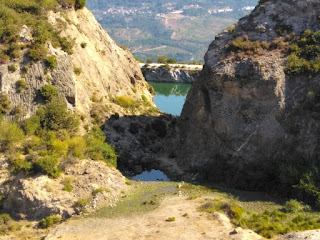 Antigua cantera cuarzo Vila Cha, Ponte da Barca, Portugal