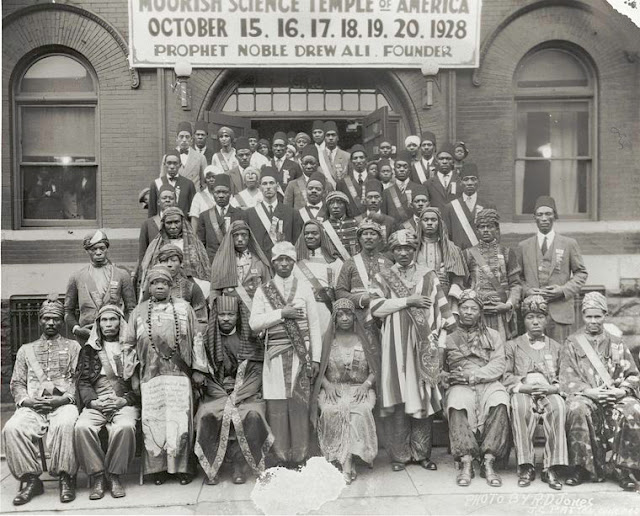 Photo showing MSTA membership during 1928 Convention