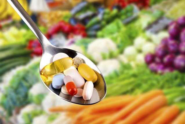 Le 4 vitamine che i medici usano ogni giorno per rafforzare la loro immunità