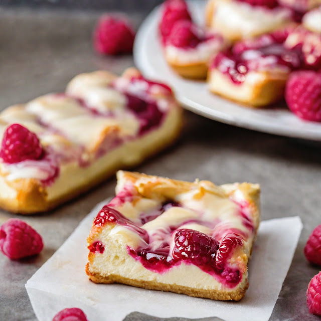 Raspberry Cheesecake Danish: A Symphony of Temptation