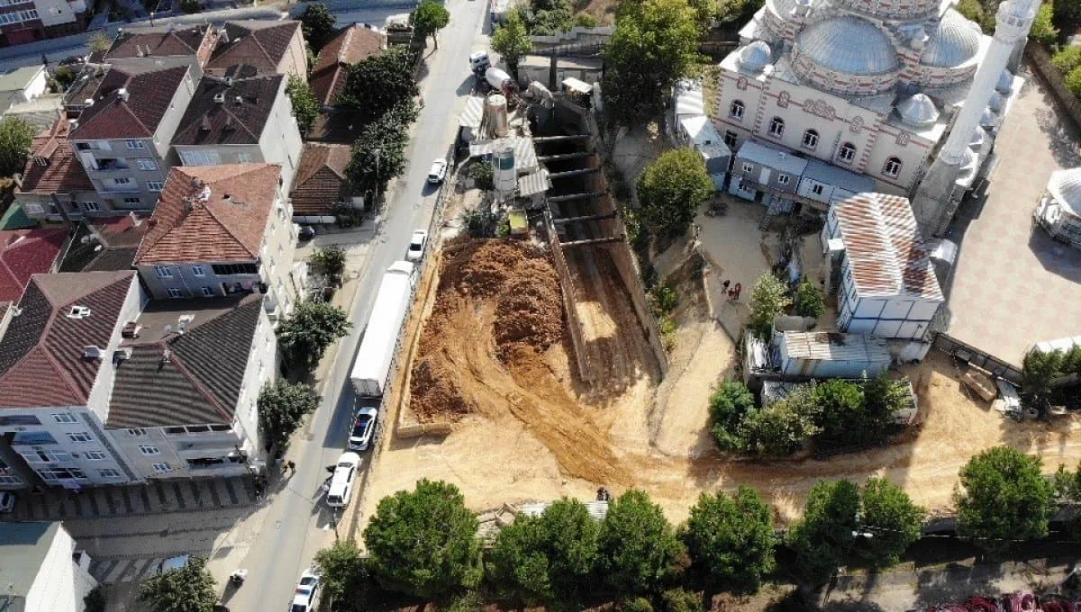 Samandıra Veysel Karani Metro inşaatında göçük!