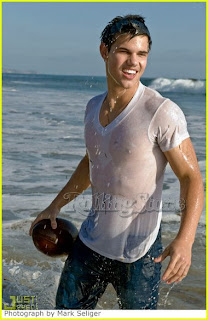 Taylor Lautner photo