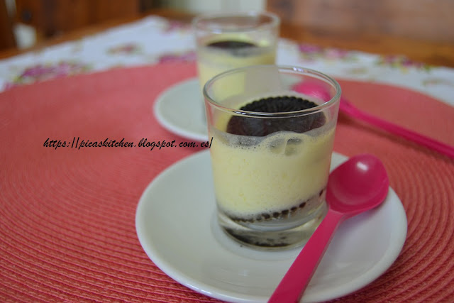 MOUSSE LIGERO DE LIMÓN CON GALLETAS OREO