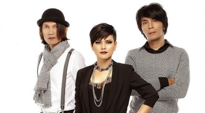 Download Kumpulan Lagu Utopia Mp3 Full Album Terbaru 