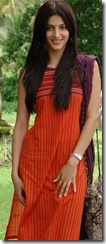 Shruti_Hassan_Latest_cute_photoshoot_pic