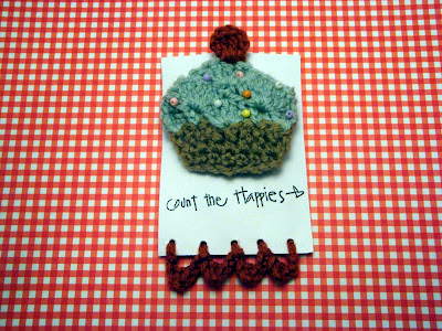 handmade crochet cupcake hair clip