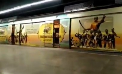 Full train branding of Delhi Metro depicting iconic hero "Bir Lachit Barphukan"