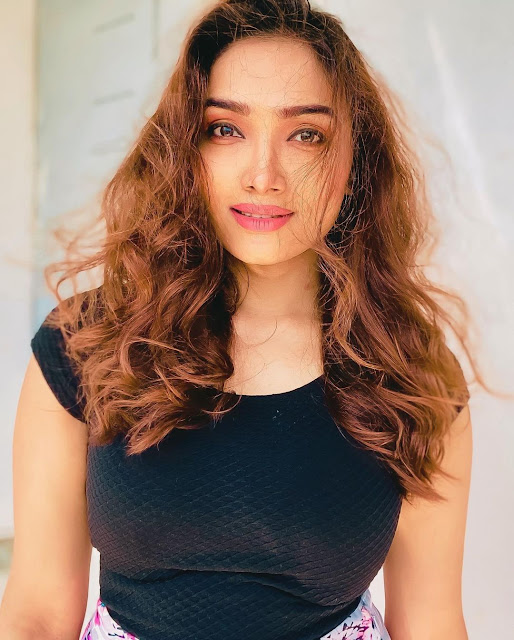 Aishwarya Devan Height, Weight, Age, Boyfriend, Biography