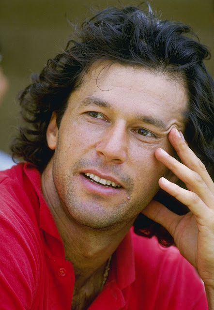 photos forCaptain imran khan pakistani cricketer wallpapers