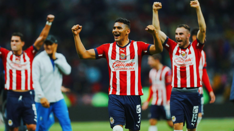 Jugadores de Chivas festejando el pase a la final del Clausura 2023 de la Liga MX luego de vencer al América en las semifinales de la Liguilla | Ximinia