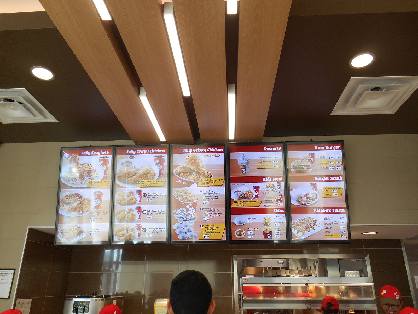 Jollibee In Winnipeg Canada カナダのウィニペグのジョリビー いつか洋画を字幕なしで Someday I D Like To Be Able To Watch Movies Without Subtitles