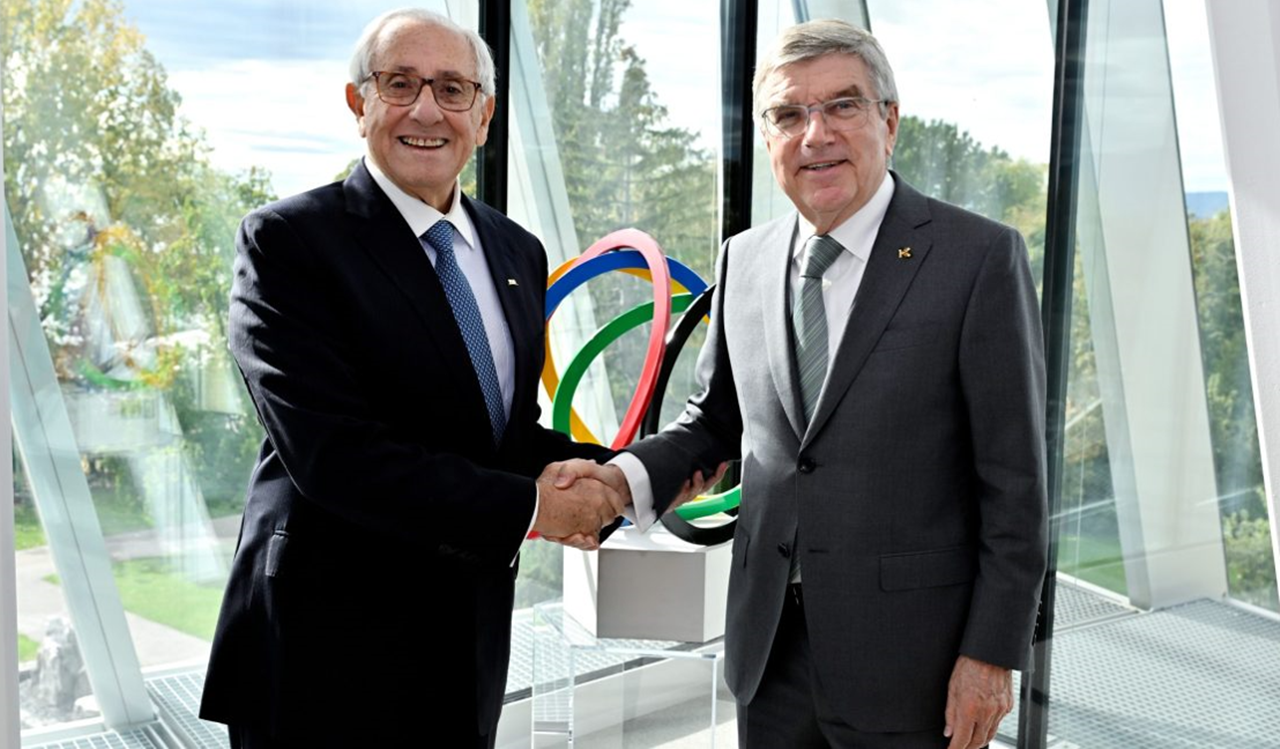 Chủ tịch IOC bất ngờ về hiệu quả của FIVB