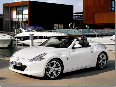 2011-Nissan-370Z-Roadster