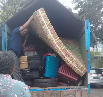 Sewa truk pindahan Surabaya Tangerang