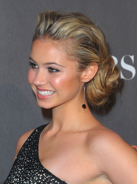 updo hairstyle