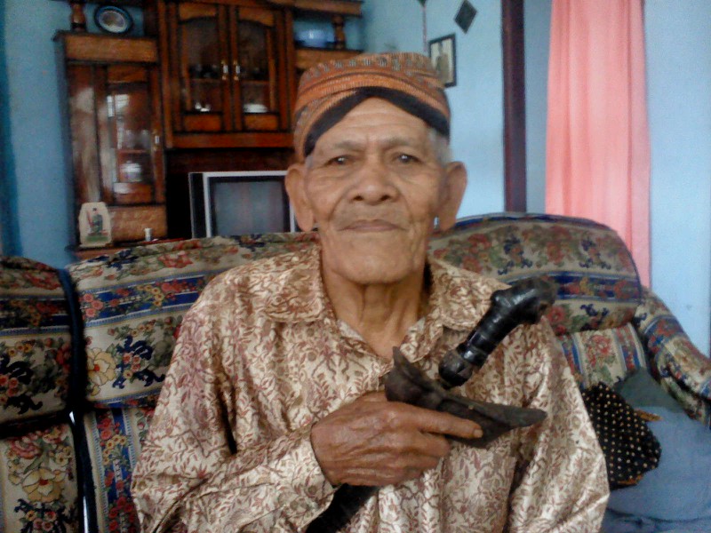 My Mobile Blog: KH.MAMA SEMPUR CIHAUR GUNUNG