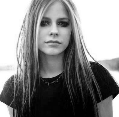 Avril Lavigne Live At Roxy