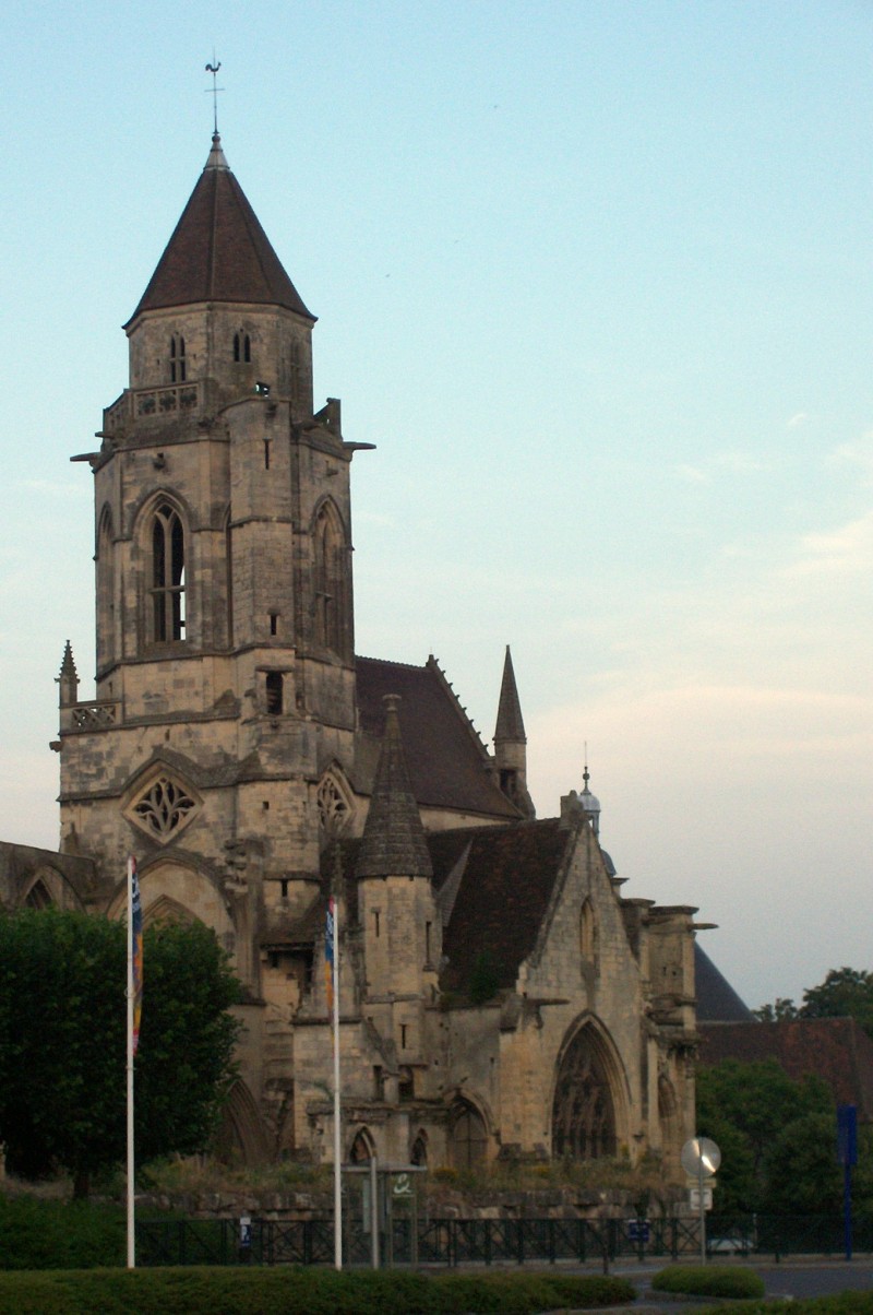Church of Saint-Étienne-le-Vieux - Wikipedia