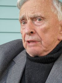 Gore Vidal | Writer Against the Grain