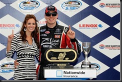 2010 NHMS June NNS race Kyle Busch Samantha Sarcinella Trophy Victory Lane