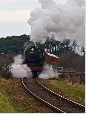 train coming around the bend