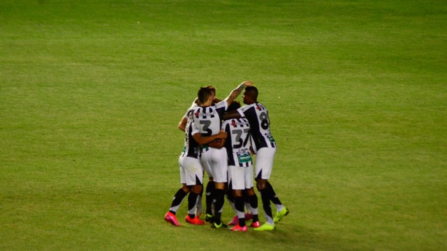 Hora de definição nos estaduais e noite ruim pra São Paulo e Cruzeiro que são eliminados