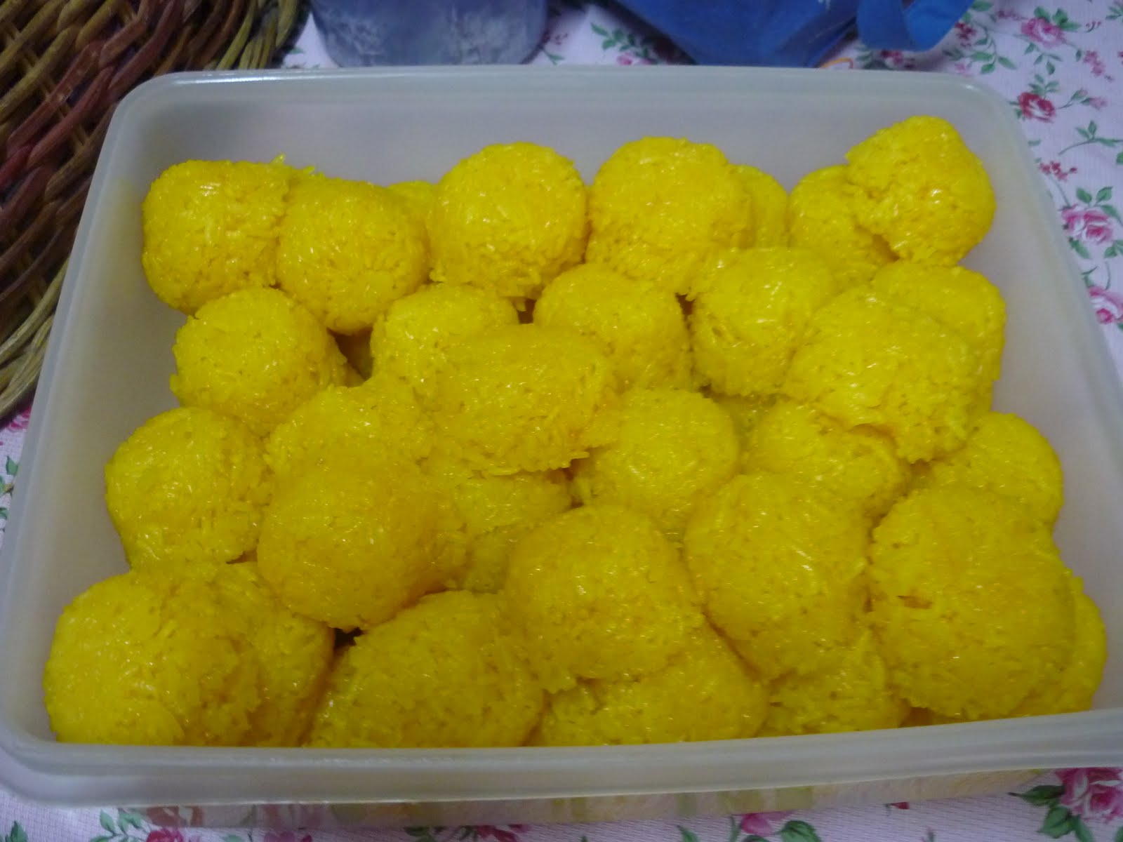 My FamilyMy Life: Pulut Kuning & Kuih Kasui