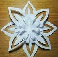 http://translate.googleusercontent.com/translate_c?depth=1&hl=es&prev=search&rurl=translate.google.es&sl=en&u=http://goodhomediy.com/diy-3d-paper-snowflake-flower/&usg=ALkJrhisZ0fPmccUNaNXya4XT1UuS2-BPA