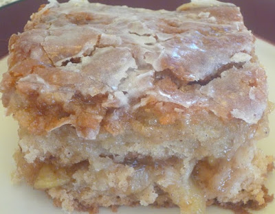 APPLE FRITTER CAKE