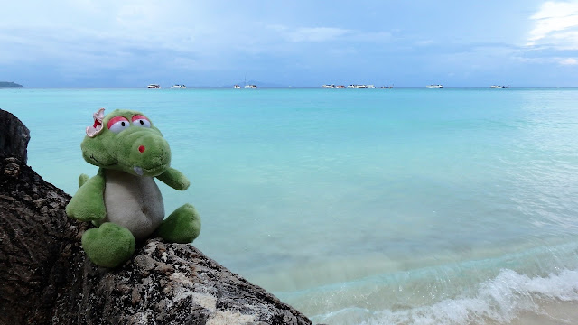 Lana Bay Phi Phi Island mit Bella dem Krokodil