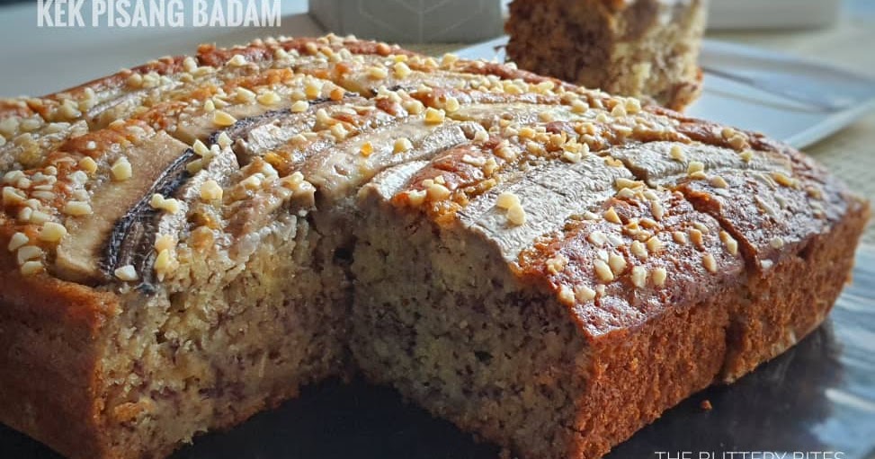 Resepi Kek Pisang Badam Lembut dan Moist - The Buttery Bites