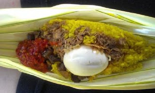 Nasi Kuning Khas Sulawesi Utara