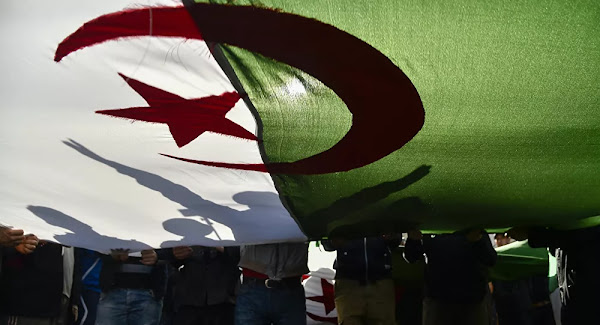 L’Algérie, «une économie qui boit son pétrole jusqu’à la lie sans développer l’industrie»