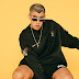 ¡Bad Bunny y las medias traviesas! Un pequeño percance durante su concierto en Puerto Rico.