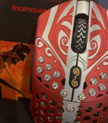 A Diamond-Studded Gaming Mouse "Only" For a Million Dollars
