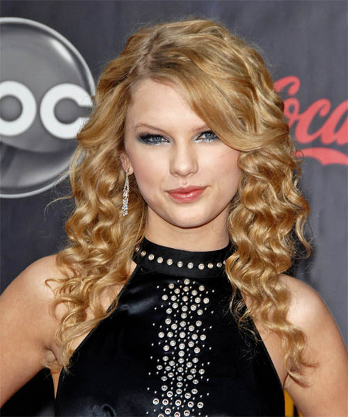 Taylor Swift Hairstyles