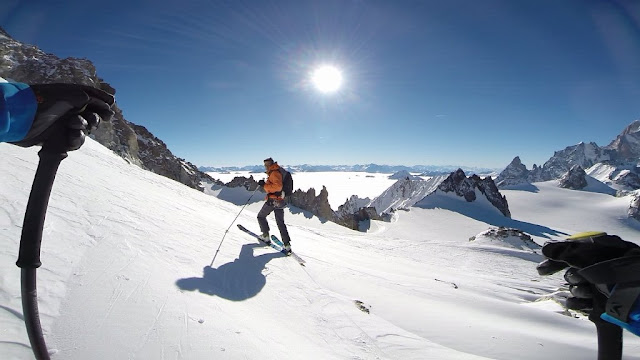 DENT DU GEANT SKI DE RANDO glacier des marbrés MANU RUIZ 