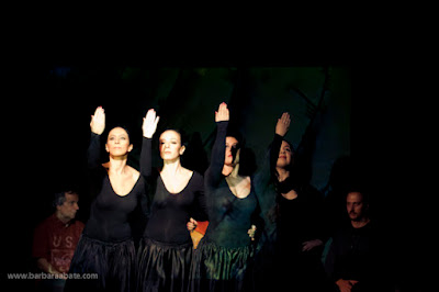 danze centro asia Pejman Tadayon e Marialuisa Sales TEATRO PICCOLO IOVINELLI DI ROMA, 2012 Danza Classica Persiana e dell'Armenia Danzatrici: Cristina di Venanzio, Grazia Gentili, Carlotta Menna e Lucienne Musa Foto: Barbara Abate  Coreografia e regia: Marialuisa Sales