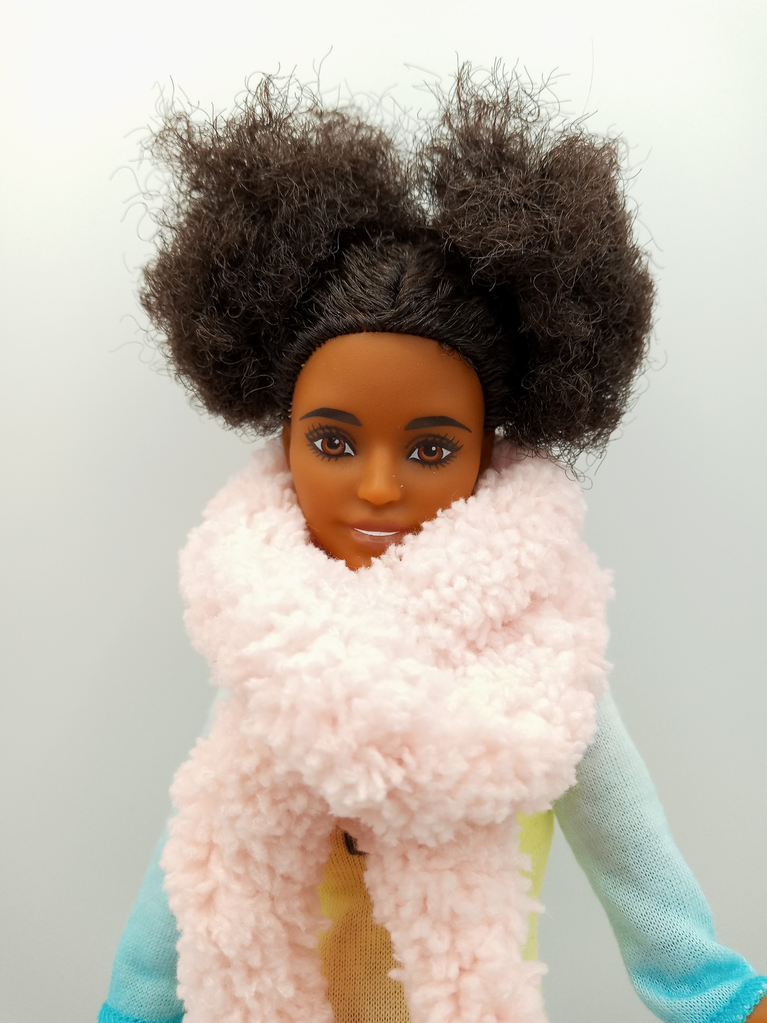 Barbie Blog : Barbie Scarf & Trend Alert! Super Scarves