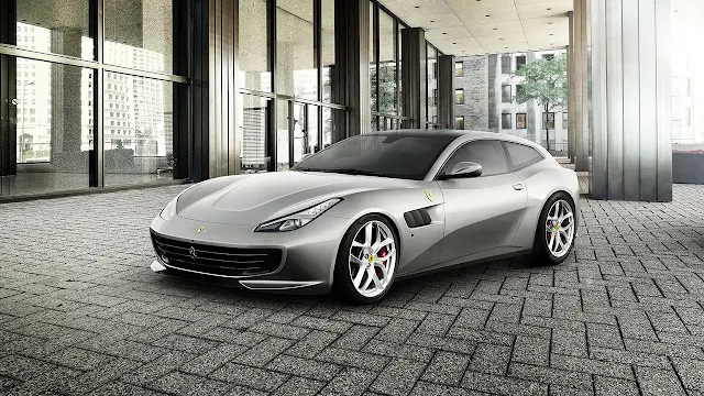 Ferrari GTC4Lusso T