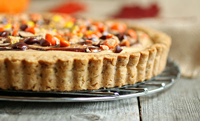 Reese's Peanut Butter and Chocolate Pretzel Crust Pie